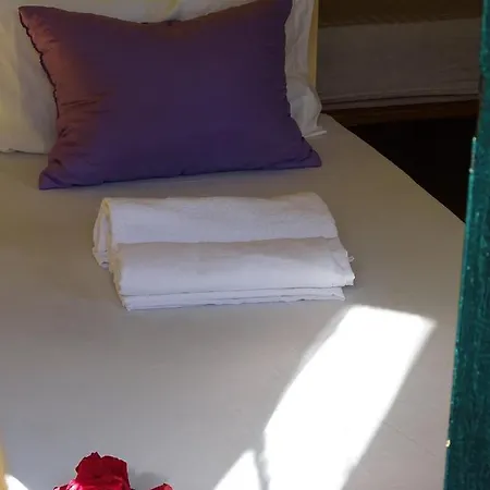 Albergue Casa De Abreu 리돈델라