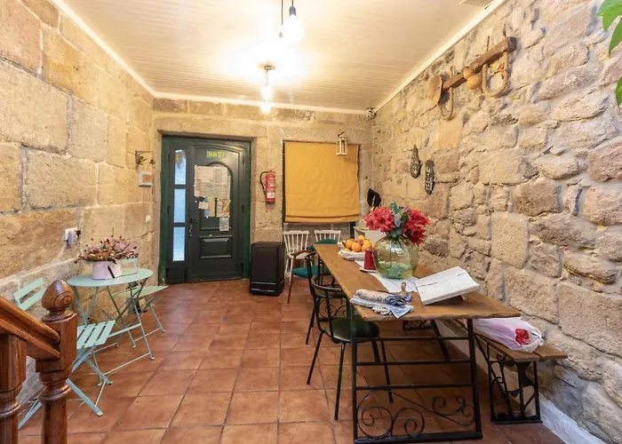 Albergue Casa De Abreu Hostel *